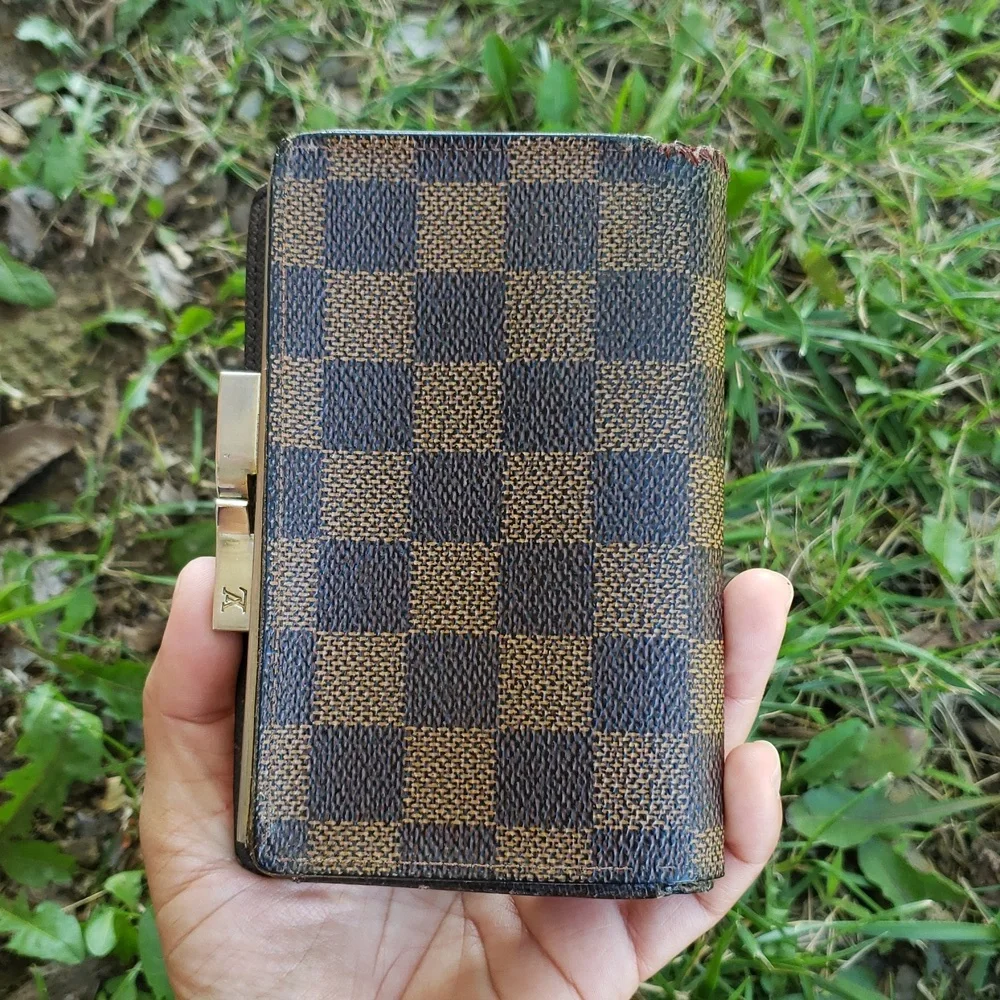 Vintage Louis Vuitton Womens Damier Ebene Kisslock Wallet Classic Luxury